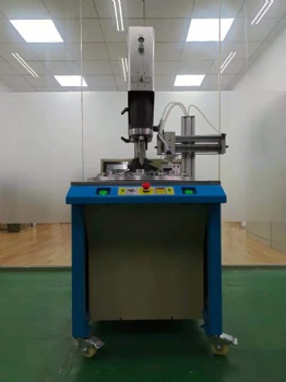 轉(zhuǎn)盤式超聲波焊接機(jī)